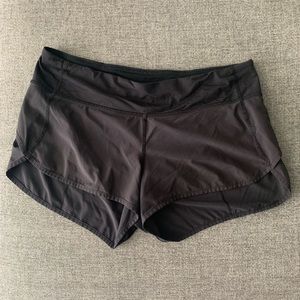 Black lululemon speed up low rise shorts size 8